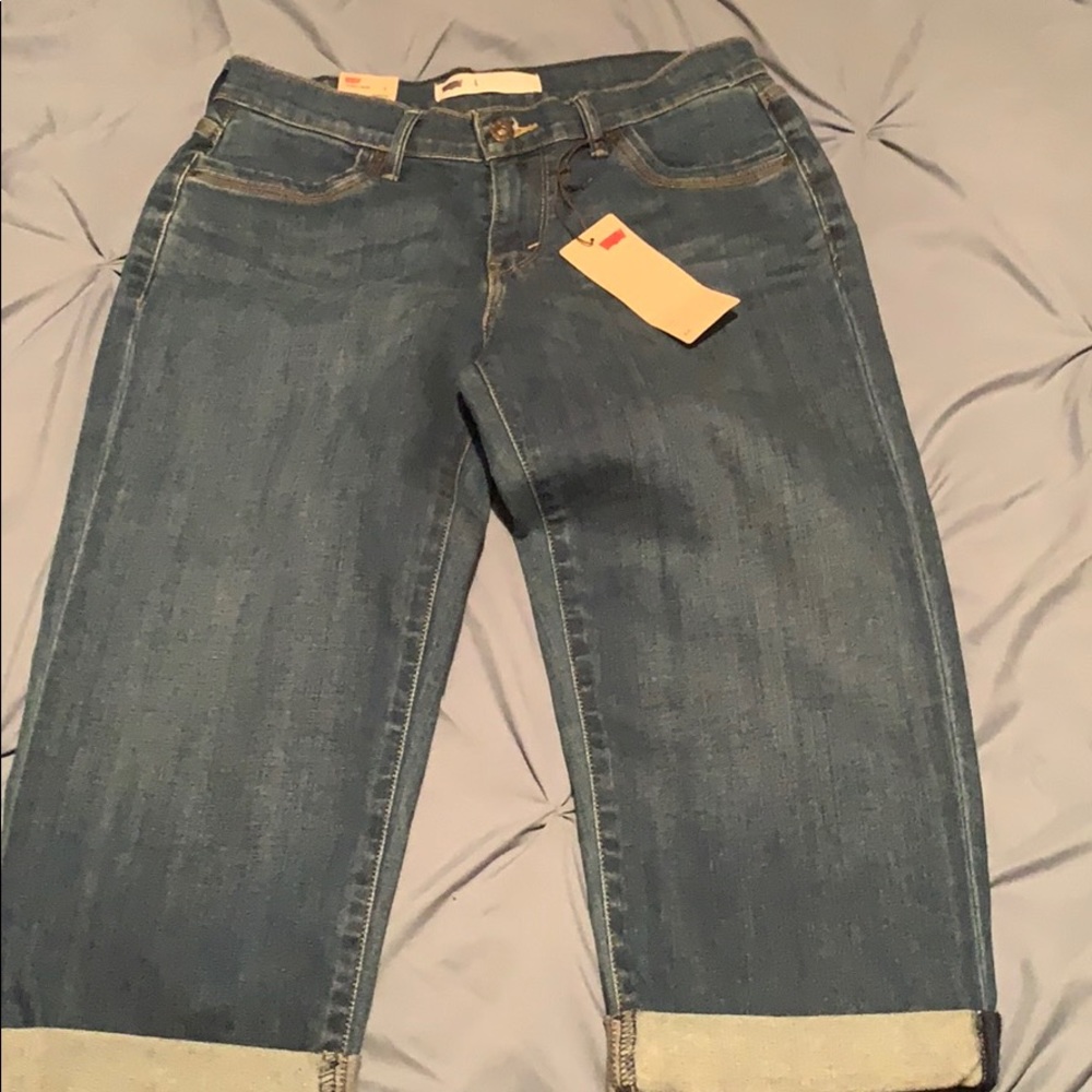 Levi 515 Capri Jeans size 4